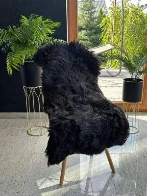 Puszysta skóra owcza Heidschnucke-dywany/naturalna dekoracja