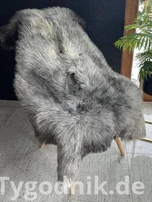 Flauschiges Schaffell Heidschnucke - Teppiche/Naturdekoration
